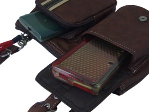 前面ファスナーポケット